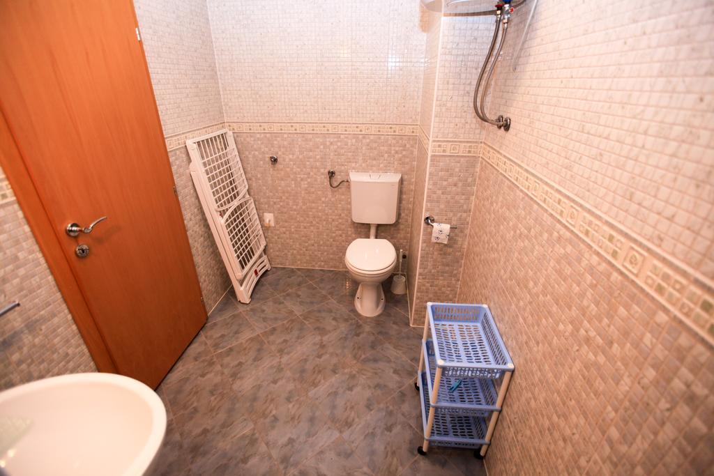 Apartments Miroslav ปอฟเลียนา ภายนอก รูปภาพ